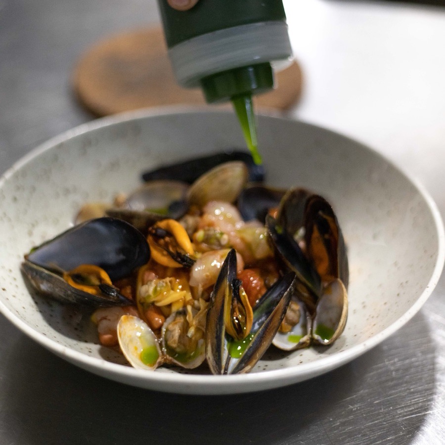 Cozze alla marinara, tapa italiana de marisco en Barcelona
